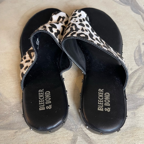 BLEECKER & BOND HEIDI SANDAL - Picture 2 of 9